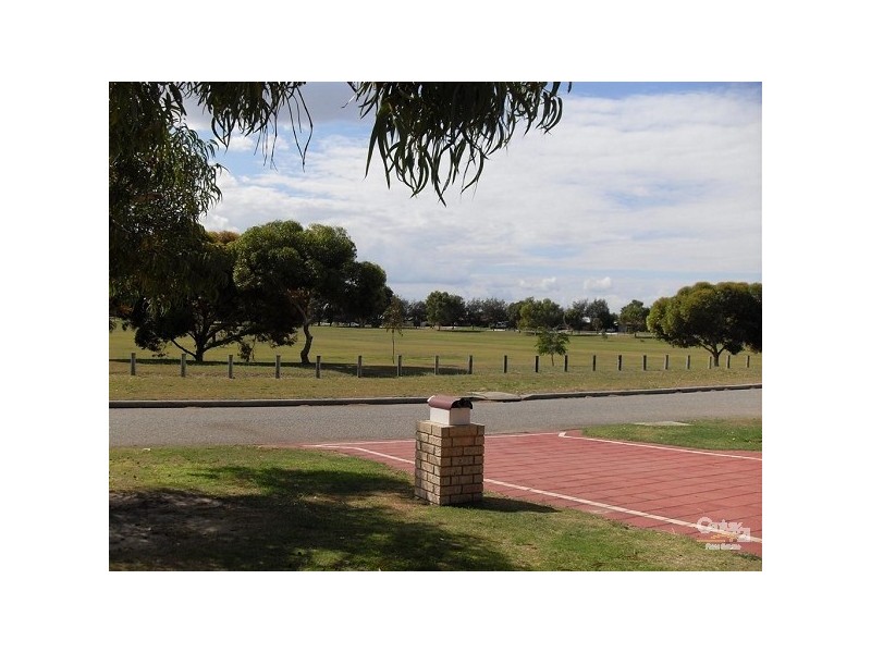 6 Princep Place, Warnbro WA 6169