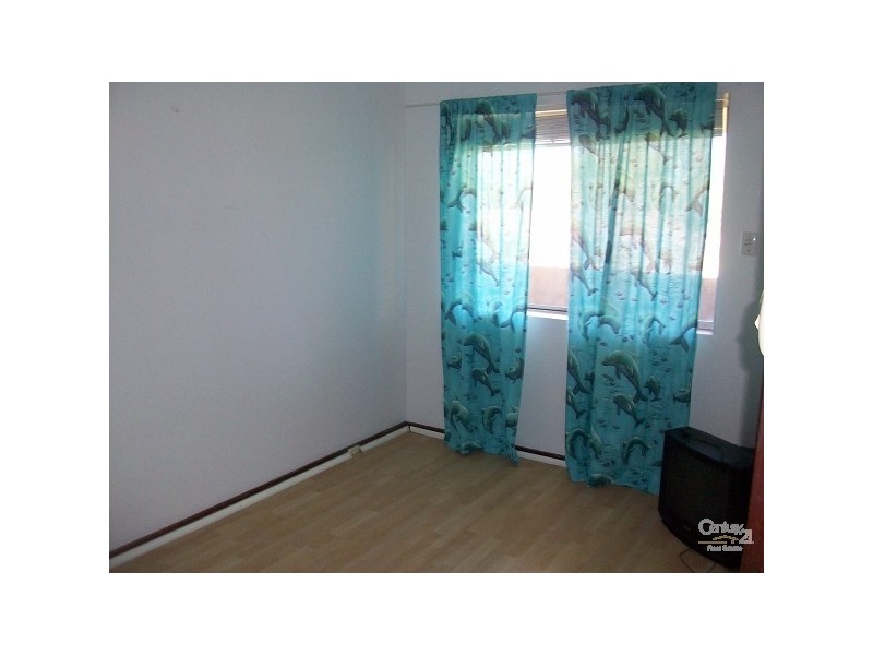 25/4 Minchinson Street, Shoalwater WA 6169