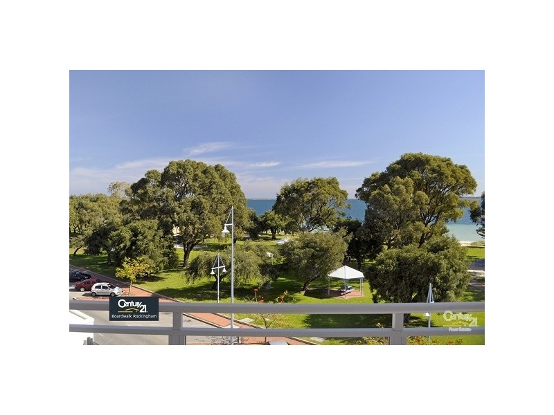 12/61 Rockingham Beach Road, Rockingham WA 6168