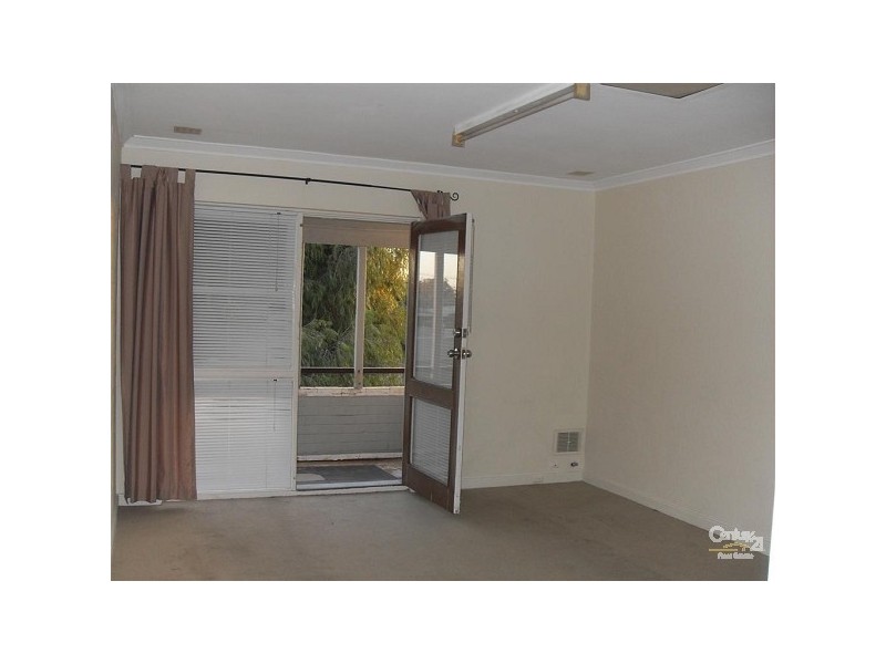 13/15 Corvus Place, Rockingham WA 6168