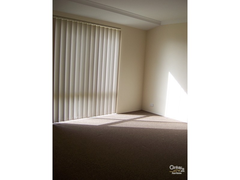 142 Harrington Waters Drive, Waikiki WA 6169