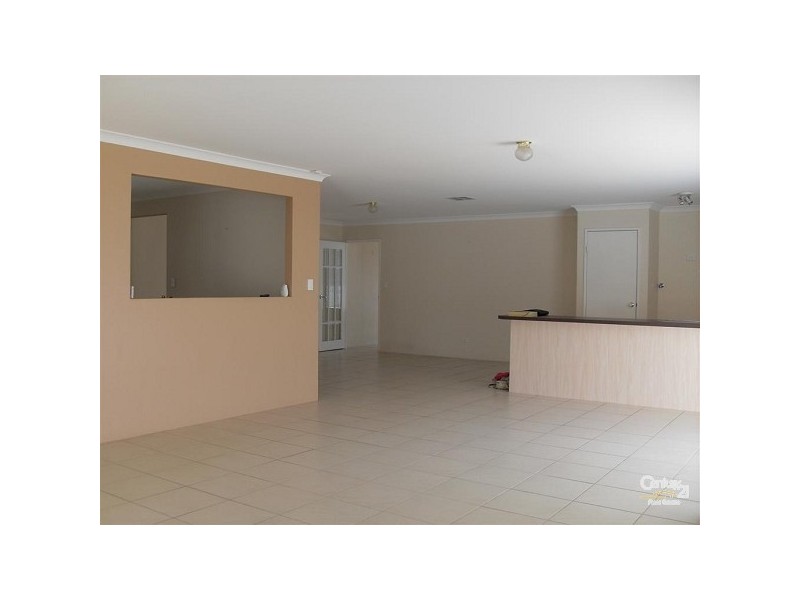 13 Pimento Circle, Port Kennedy WA 6172