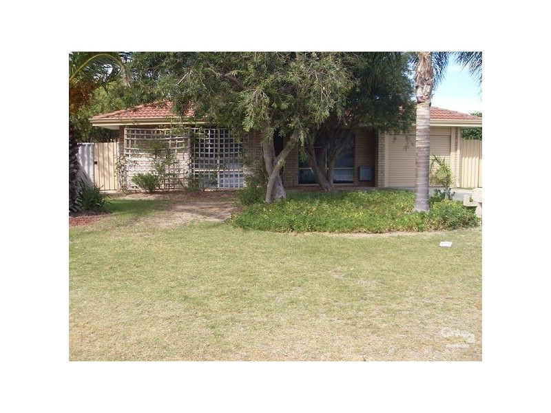 32 Minigwal Loop, Waikiki WA 6169