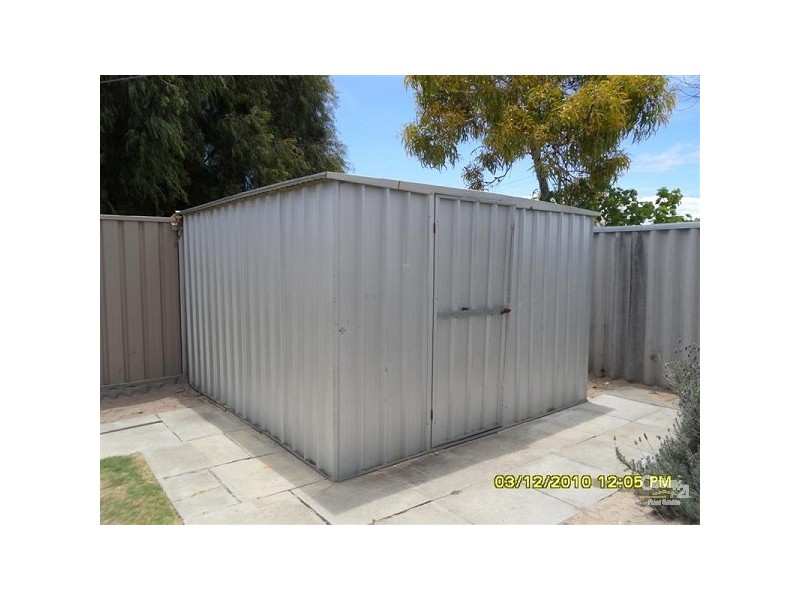 32 Minigwal Loop, Waikiki WA 6169