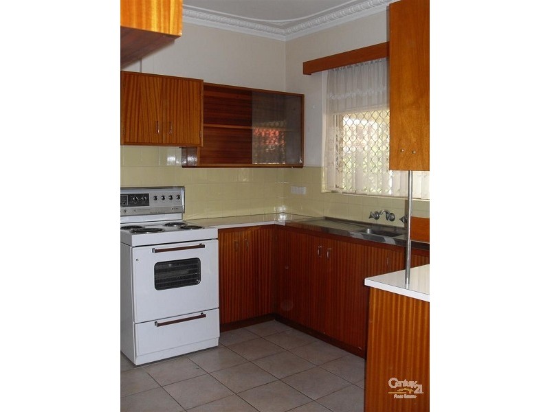 14 Dolphin Road, Safety Bay WA 6169