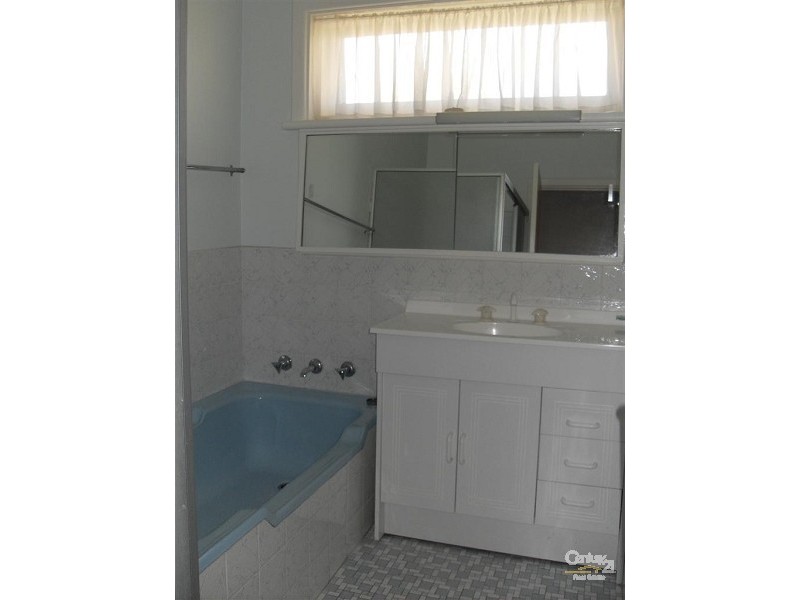 14 Dolphin Road, Safety Bay WA 6169