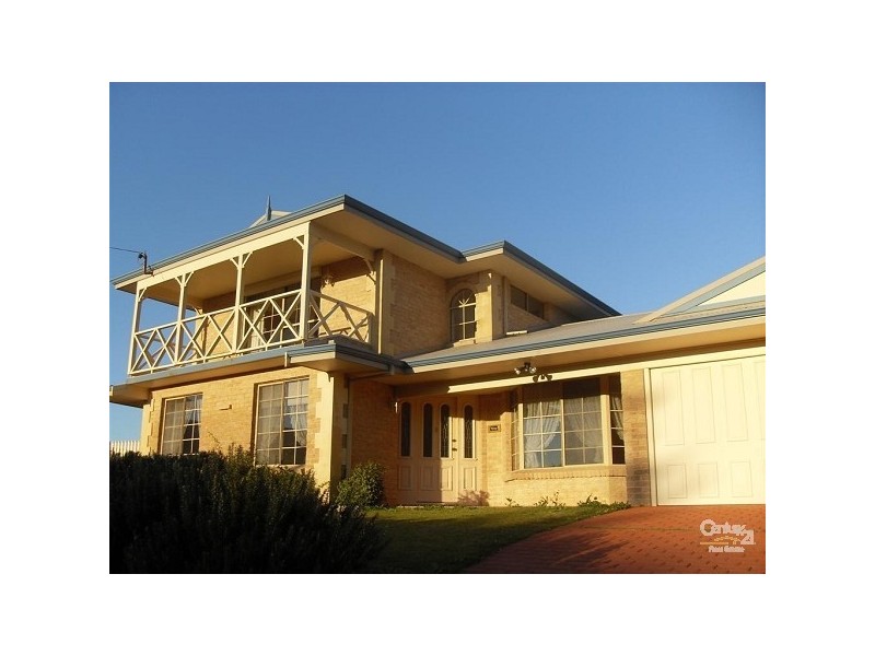 25 Shelton Street, Waikiki WA 6169