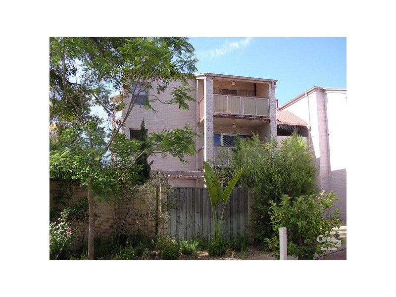 20/2 Pengilly Road, Orelia WA 6167
