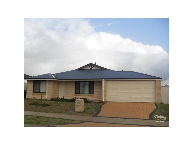 10 Jaubert Avenue, Secret Harbour WA 6173