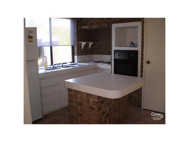 42 Kurrajong Road, Safety Bay WA 6169