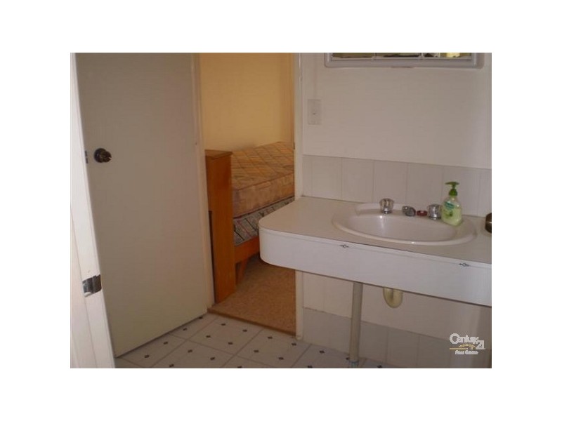 42 Kurrajong Road, Safety Bay WA 6169