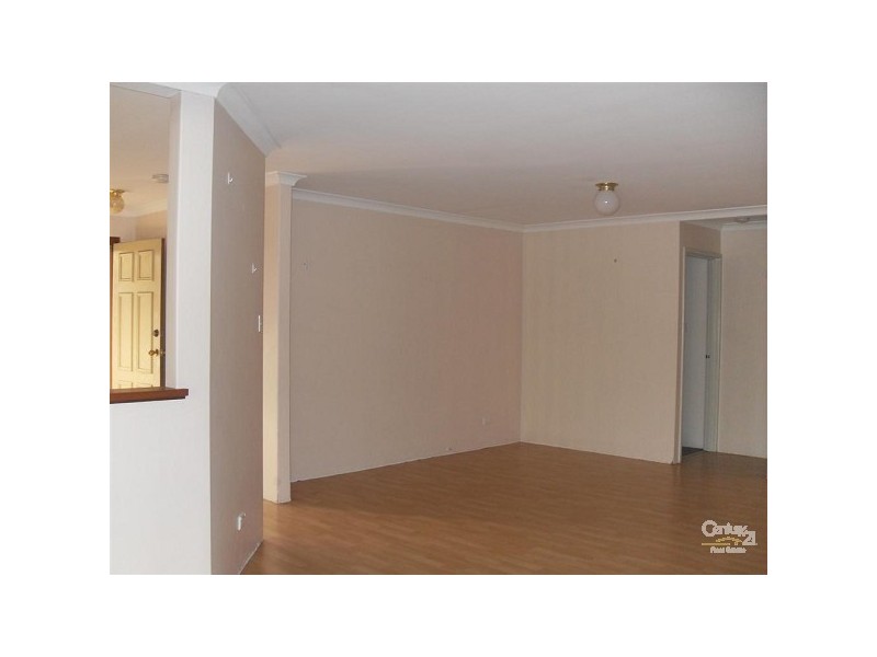 4 Macau Place, Warnbro WA 6169