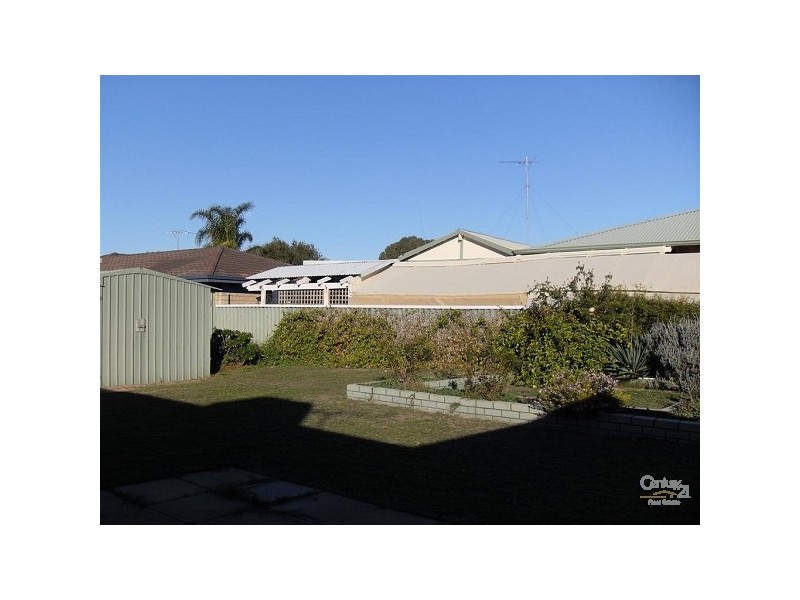 101 Malibu Road, Safety Bay WA 6169