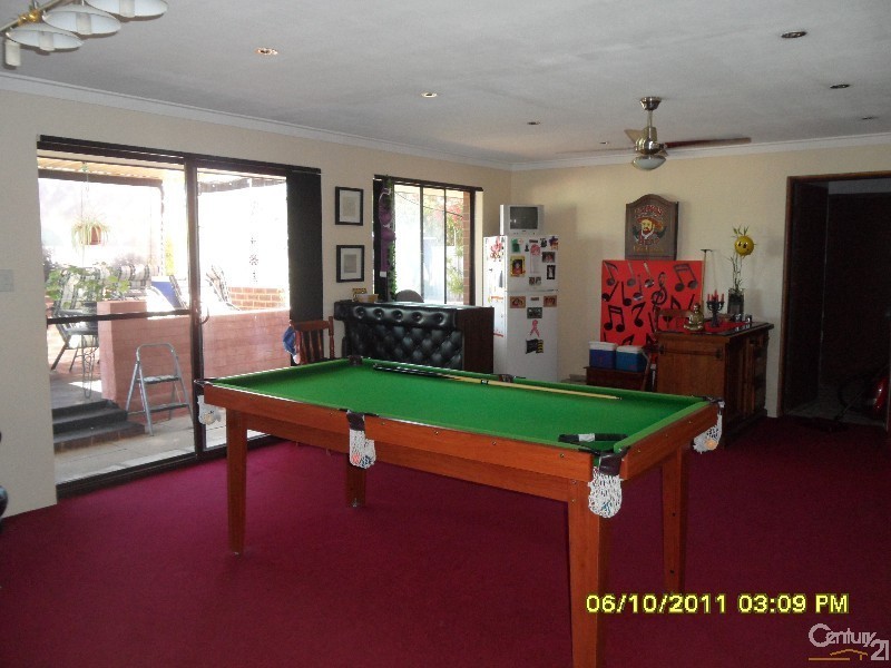 107 Rae Road, Safety Bay WA 6169