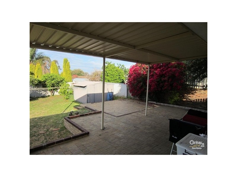 25 McKean Way, Parmelia WA 6167