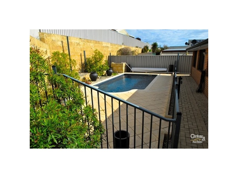 3 Berryessa Parkway, Secret Harbour WA 6173