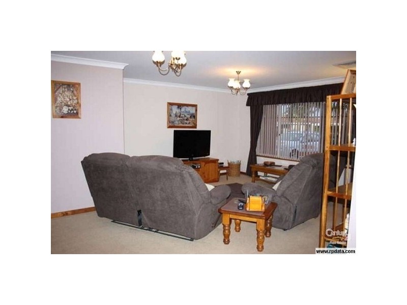 11 Bonnydoon Court, Cooloongup WA 6168