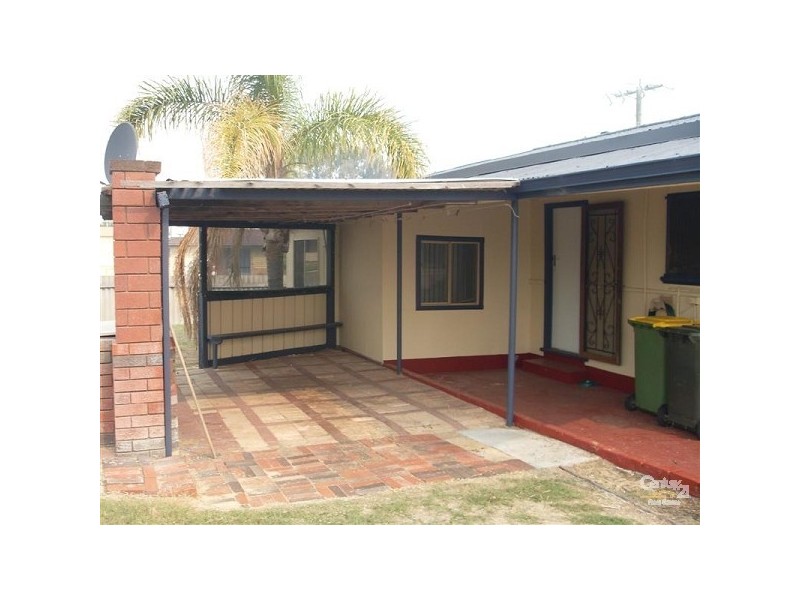 19 Ludlow Way, Warnbro WA 6169