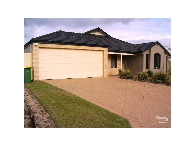 9 Cronulla Road, Secret Harbour WA 6173