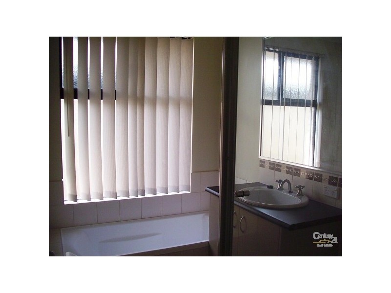 9 Cronulla Road, Secret Harbour WA 6173