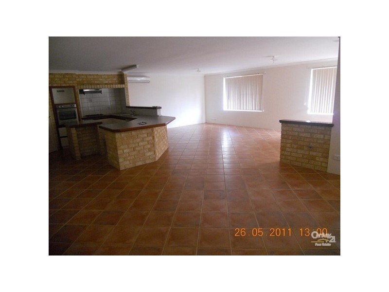 8 Cardiff Place, Warnbro WA 6169