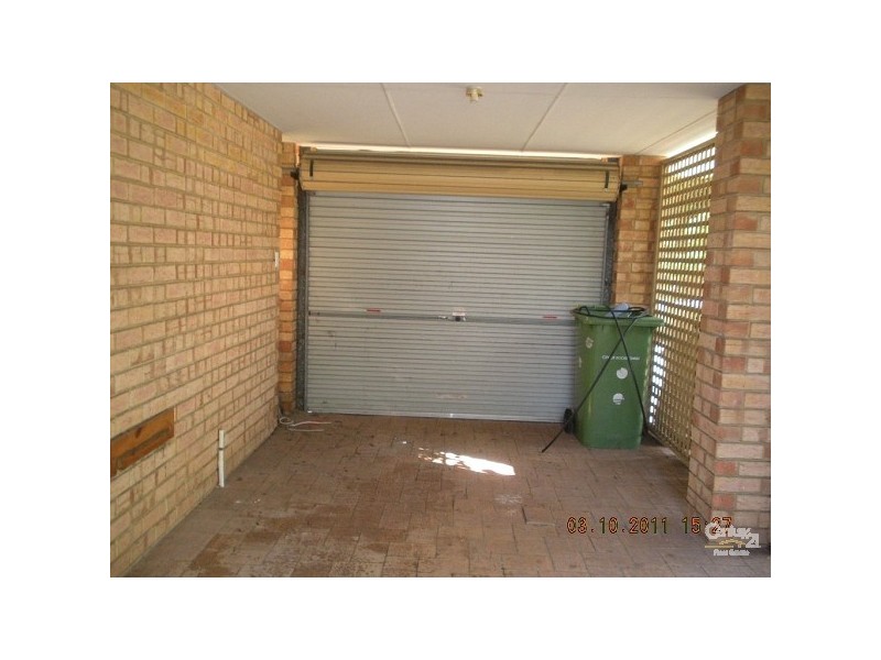 44 Rand Avenue, Waikiki WA 6169