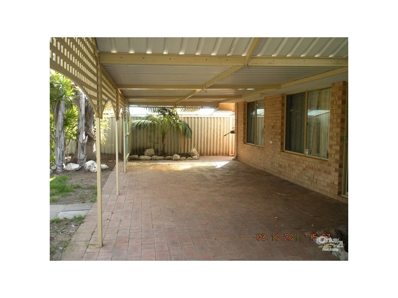 44 Rand Avenue, Waikiki WA 6169