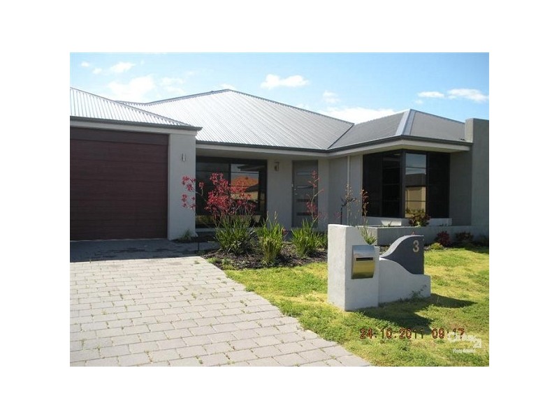 3 Stradbroke Road, Secret Harbour WA 6173