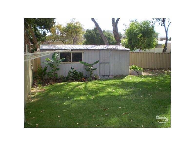 599 Safety Bay Road, Waikiki WA 6169