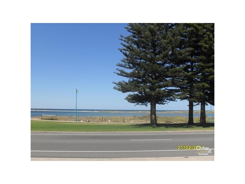 266 Safety Bay Road, Safety Bay WA 6169