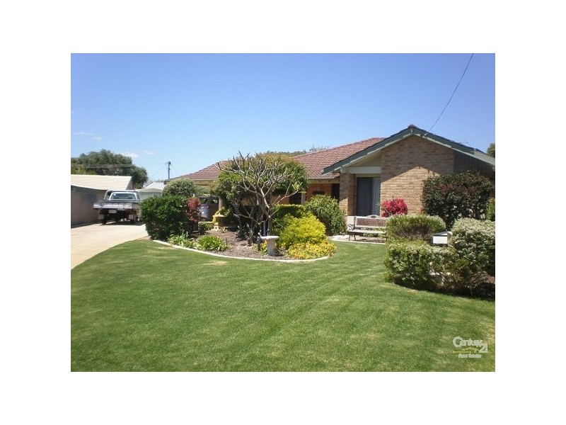 17 Hurst Place, Safety Bay WA 6169