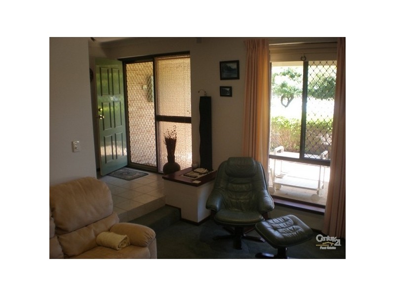 17 Hurst Place, Safety Bay WA 6169