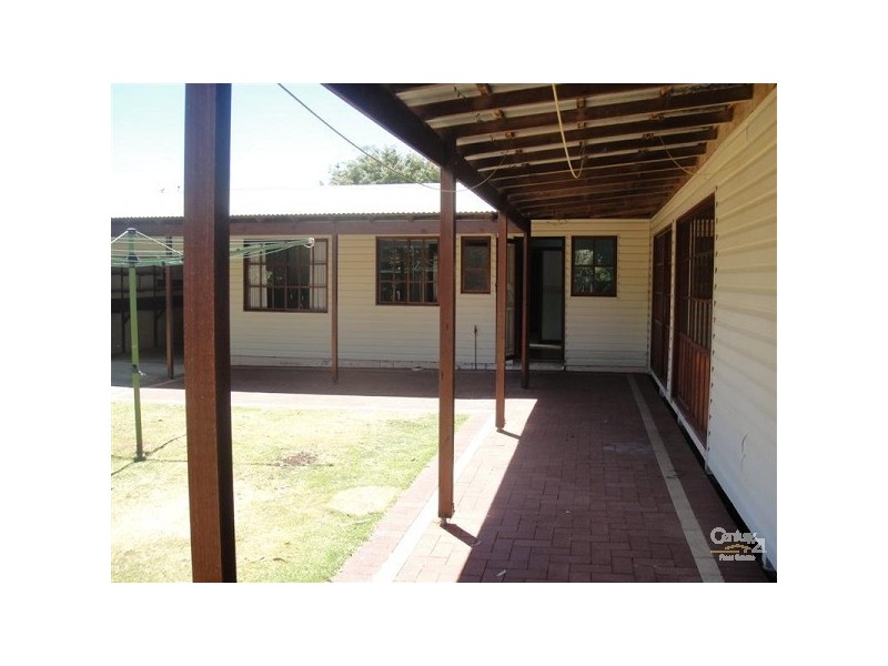 551 Safety Bay Road, Safety Bay WA 6169