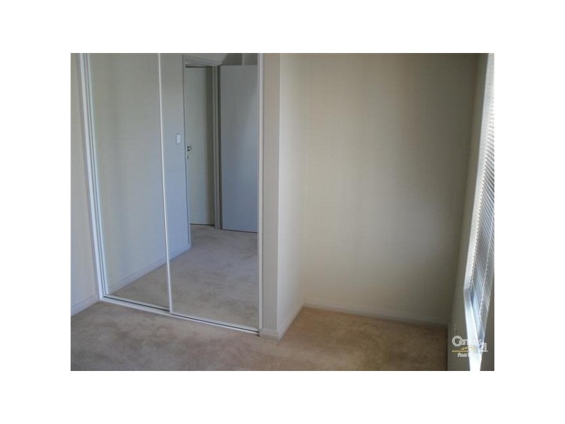 13/36 Epsilon Drive, Rockingham WA 6168