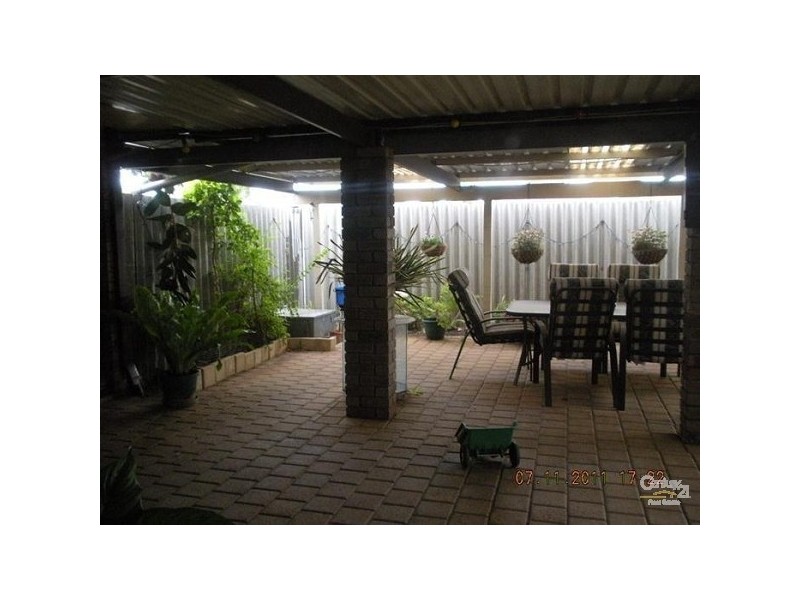 1 Ballard Court, Cooloongup WA 6168