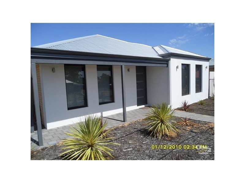 18 Fareham Crescent, Wellard WA 6170