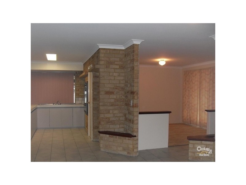 11 Minigwal Loop, Waikiki WA 6169