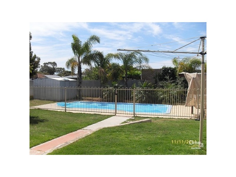29 Hartland Way, Warnbro WA 6169