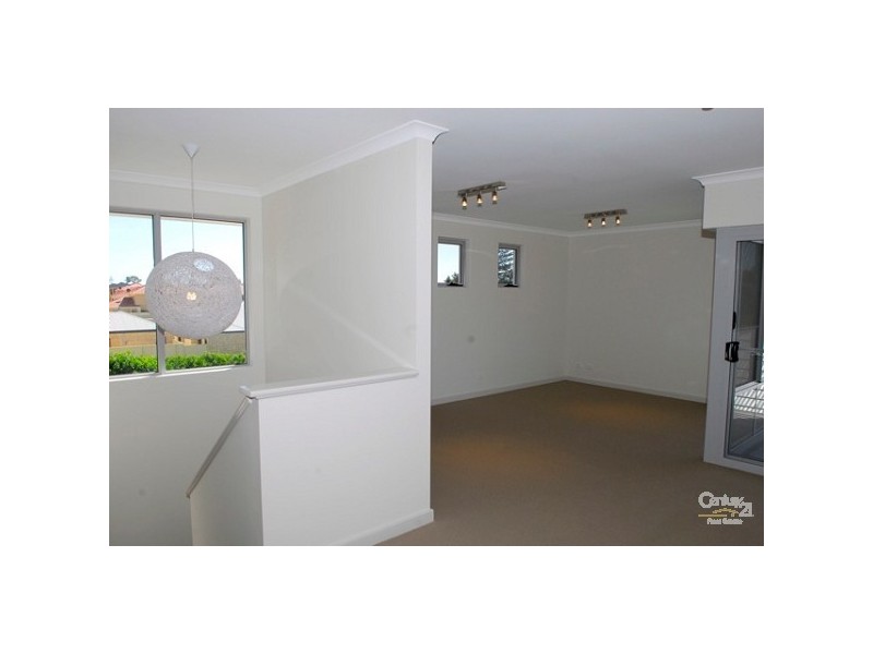 137c Kent Street, Rockingham WA 6168