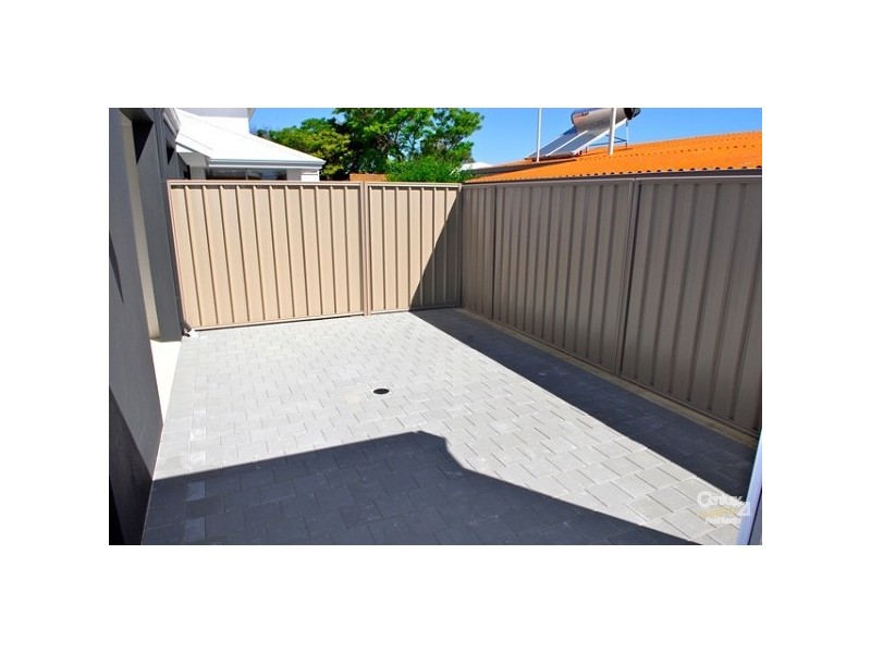 137a Kent Street, Rockingham WA 6168