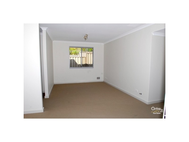 137b Kent Street, Rockingham WA 6168