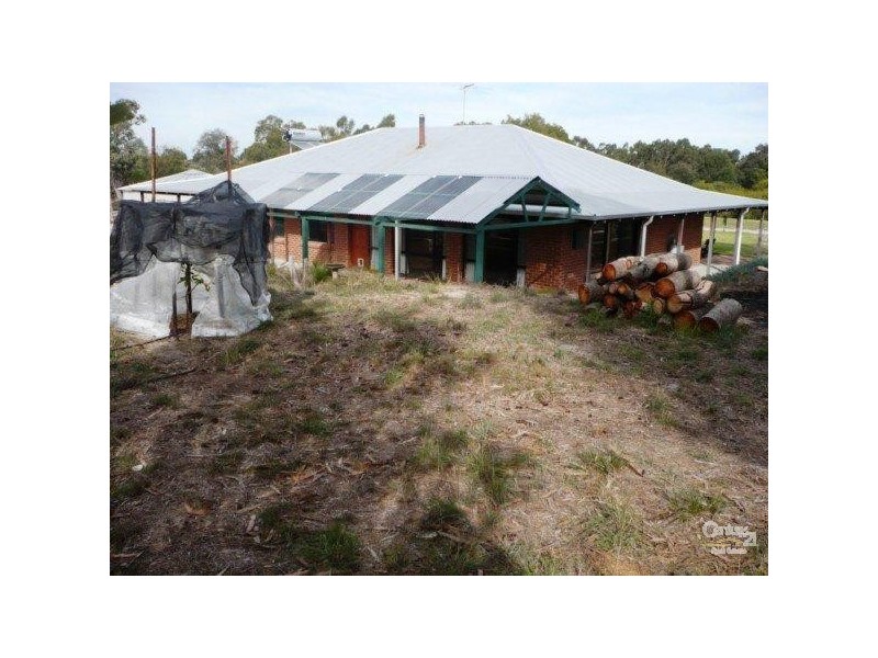 5 Braddock Road, Wellard WA 6170