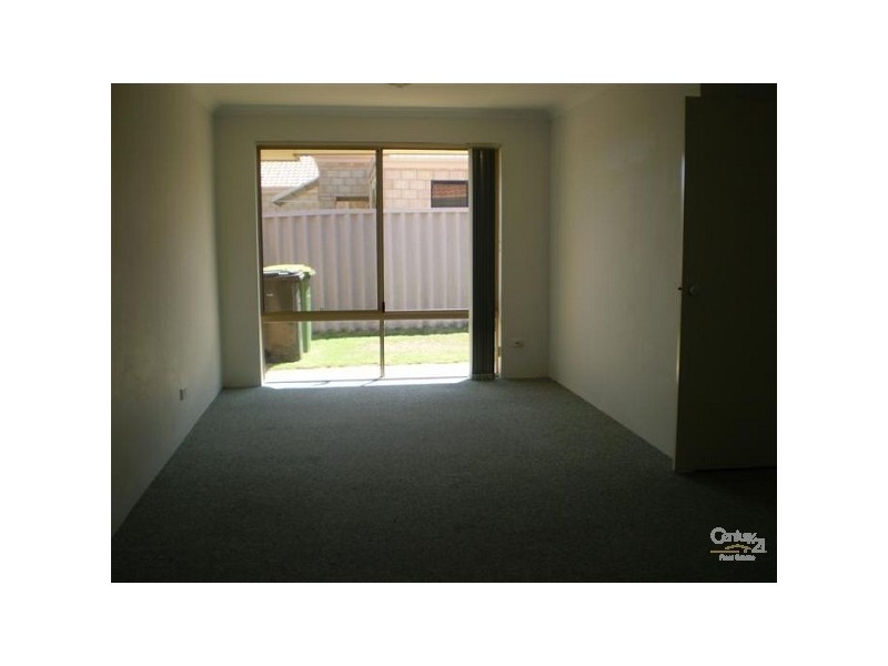 18 Morfontaine Parade, Port Kennedy WA 6172