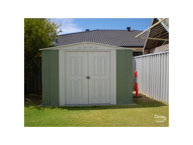 18 Morfontaine Parade, Port Kennedy WA 6172