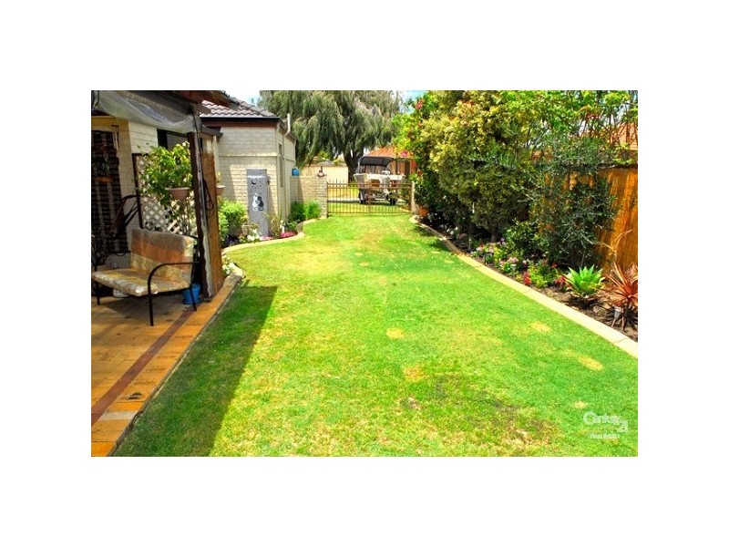 14 Sete Green, Secret Harbour WA 6173