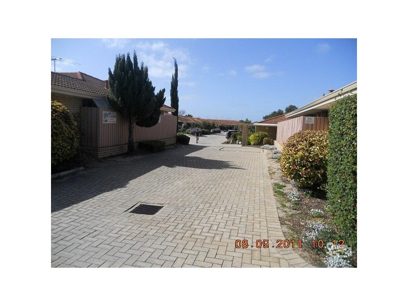 26/96 Simpson Avenue, Rockingham WA 6168