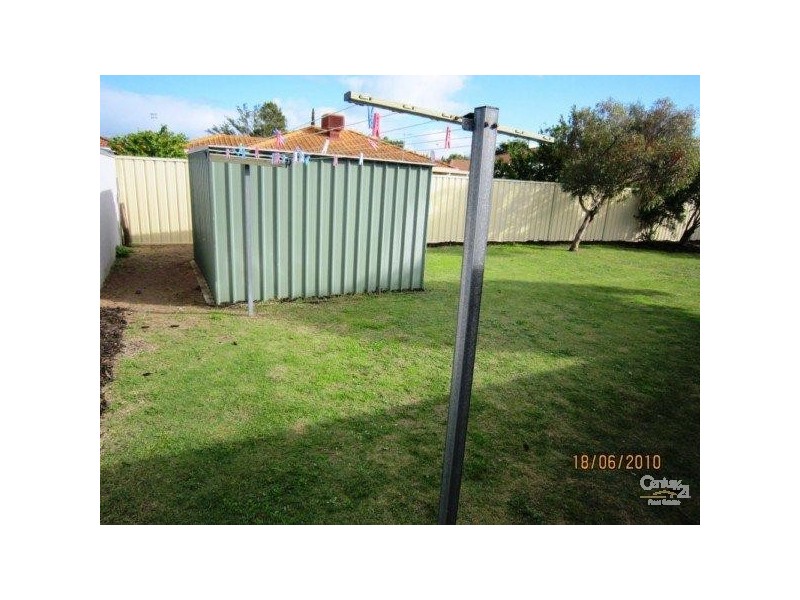 49 Silvertop Circle, Warnbro WA 6169