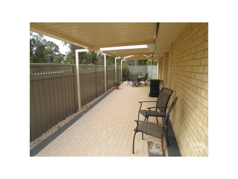 17 Cliveden Avenue, Wellard WA 6170