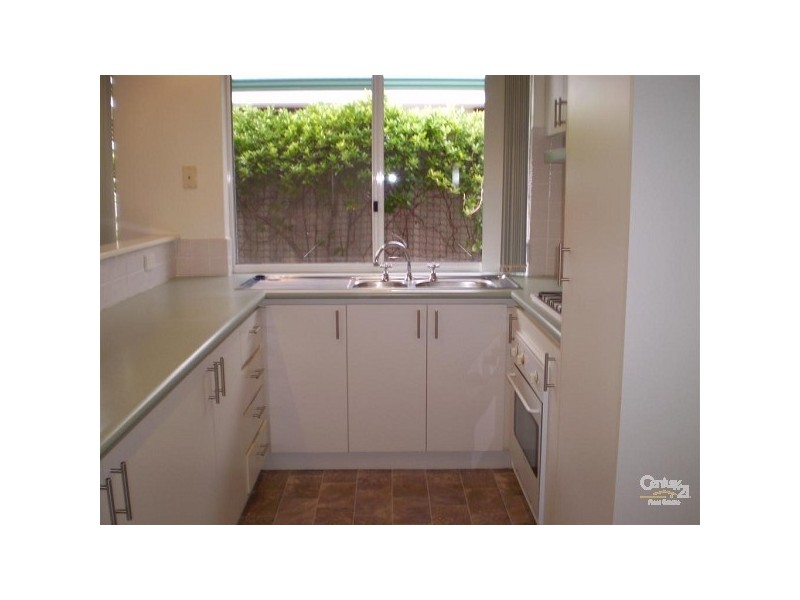 4/112 Parkin Street, Rockingham WA 6168