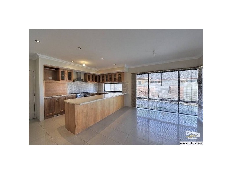 13 Blue Wren Gardens, Mandurah WA 6210